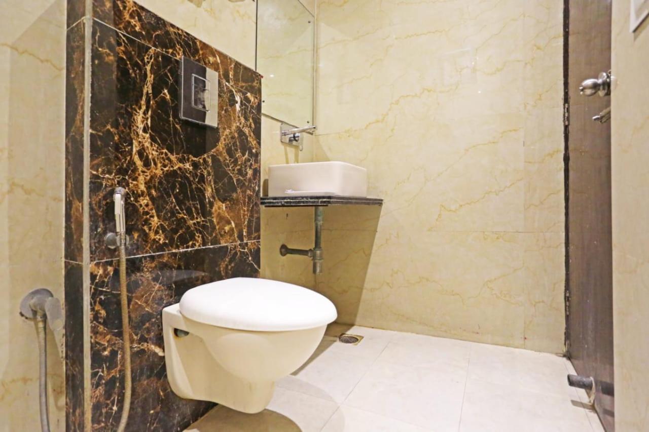 Hotel Vijaydeep Place Near Delhi Airport 뉴델리 외부 사진