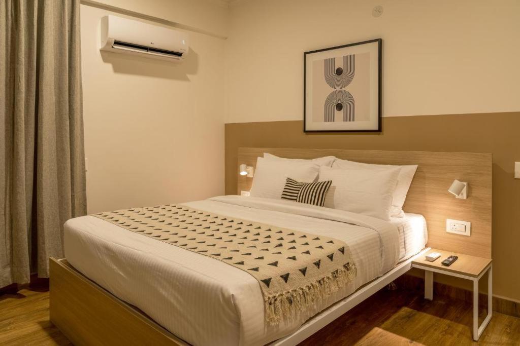 Hotel Vijaydeep Place Near Delhi Airport 뉴델리 외부 사진